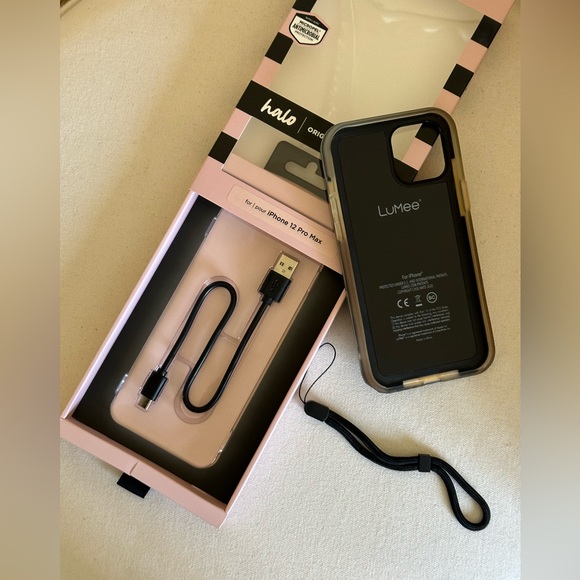 Paris Hilton Lumee Halo Holographic Selfie Cell Case Fits Apple 12 Pro Max - Picture 4 of 15